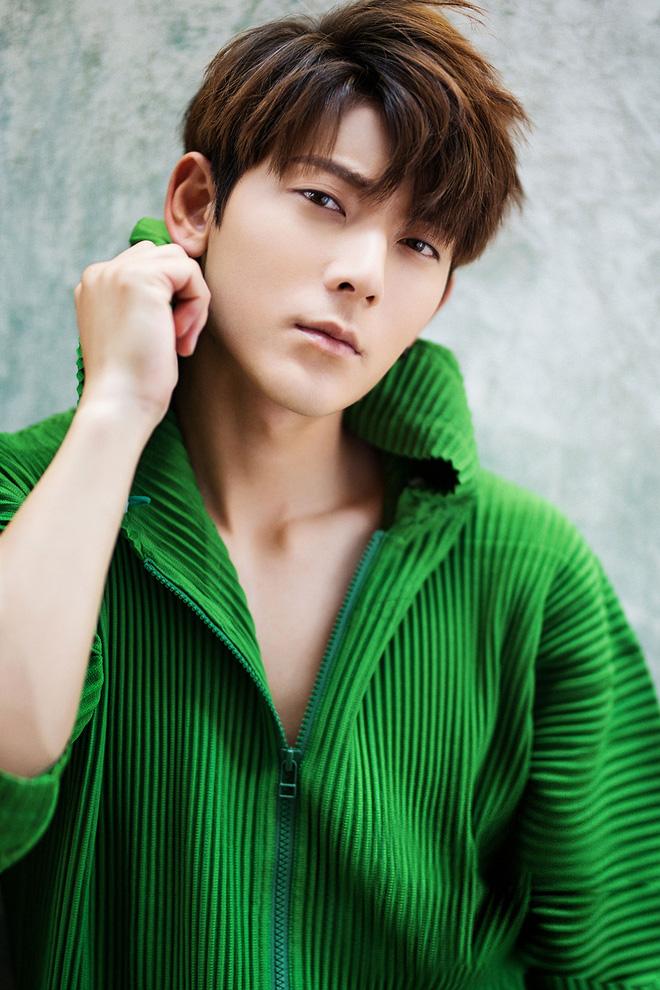 Rò rỉ danh sách 12 ngôi sao hẹn hò chỉ vì 1 web mua nhẫn-2