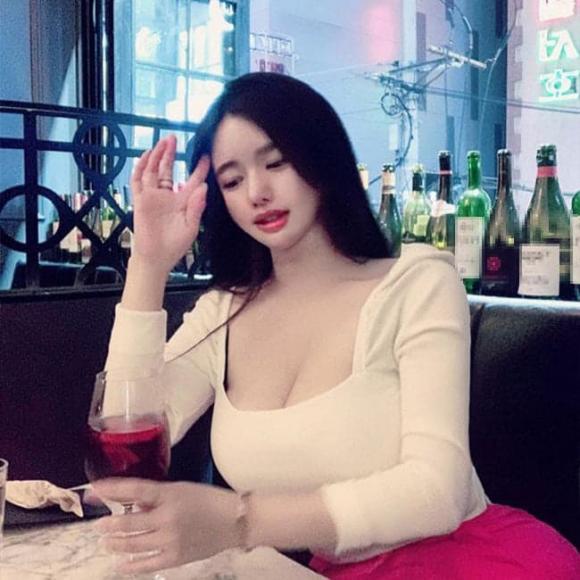 Hot girl béo gây sốt với nhan sắc như búp bê-1