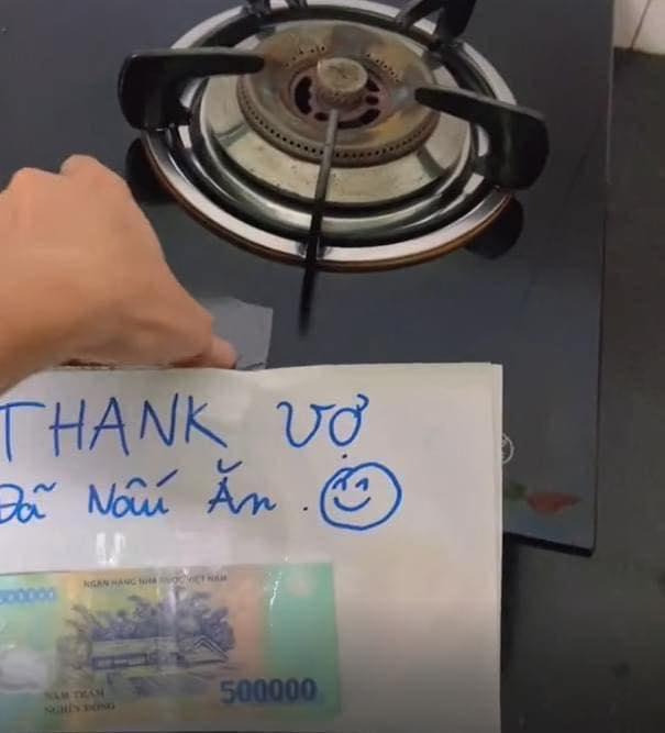 Cần gì nến và hoa, chồng cứ cảm ơn thế này vợ nào chẳng vui-2