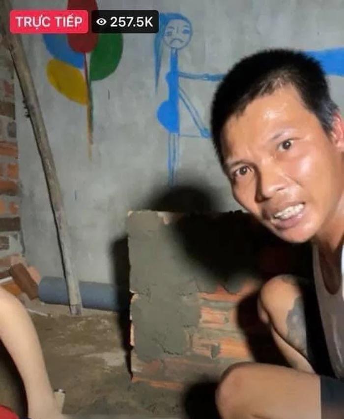 Lộc Fuho đáp trả thâm nho khi bị mỉa xách xô vác xi-3