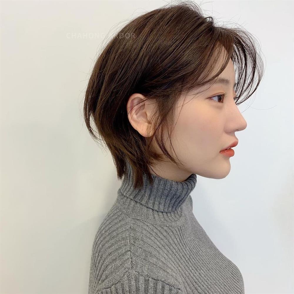 Xu hướng tóc ngắn thu đông cho chị em 30+ hack tuổi-1