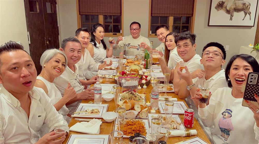 Thanh Thảo tình tứ chồng Việt kiều, gò bồng đảo chiếm spotlight-6