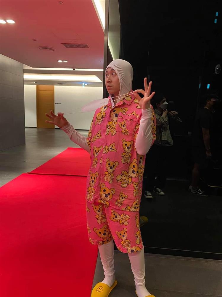 Những khoảnh khắc muốn độn thổ của Karik-1