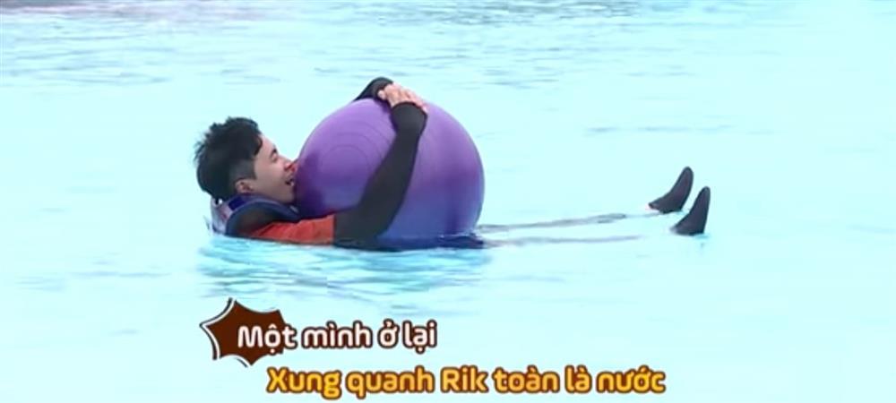 Những khoảnh khắc muốn độn thổ của Karik-5