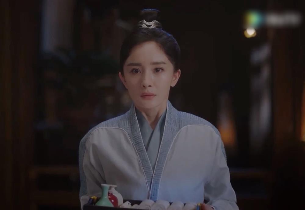 Trần Vỹ Đình khoe 6 múi hàng real, ai kia dùng hàng fake có nhột?-3