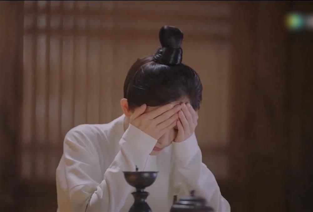 Trần Vỹ Đình khoe 6 múi hàng real, ai kia dùng hàng fake có nhột?-6