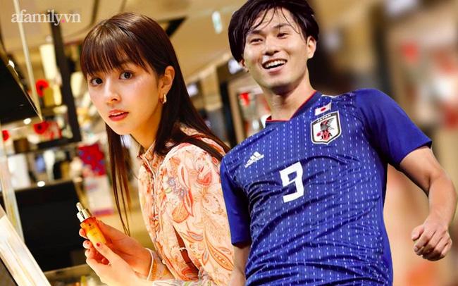 Chuyện tình lạ của cầu thủ bảnh nhất tuyển Nhật Bản và thiên thần bikini-1