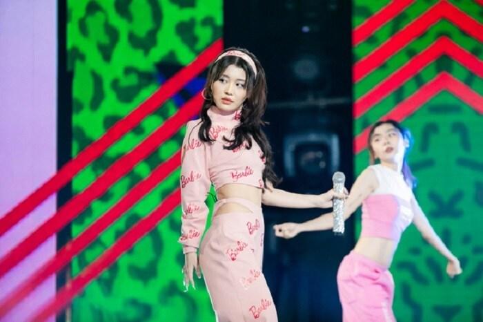 Hóa ra Han Sara luôn xin lỗi như một thói quen tại The Heroes-2