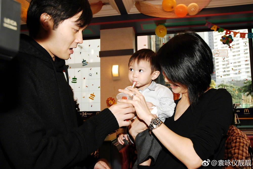 Con trai Trương Trí Lâm - Viên Vịnh Nghi ra dáng soái ca-3