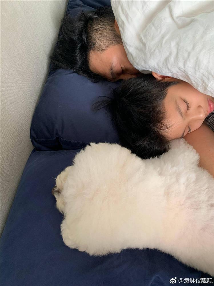 Con trai Trương Trí Lâm - Viên Vịnh Nghi ra dáng soái ca-11