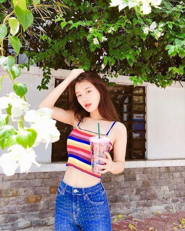 Han Sara cá tính và sexy, vòng eo 51cm soán ngôi Ngọc Trinh-4