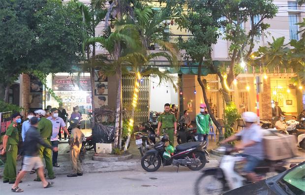 NÓNG: Thiếu niên 13 tuổi bị đâm chết trên đường phố Đà Nẵng-7