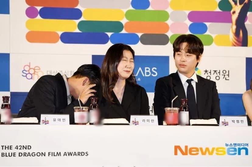 Sao Hàn uống dấm đỏ, vị ra sao mà biểu cảm ai cũng như trúng độc-1