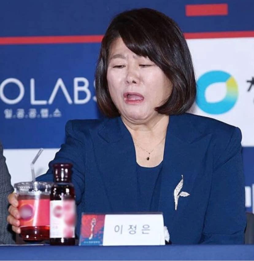 Sao Hàn uống dấm đỏ, vị ra sao mà biểu cảm ai cũng như trúng độc-7