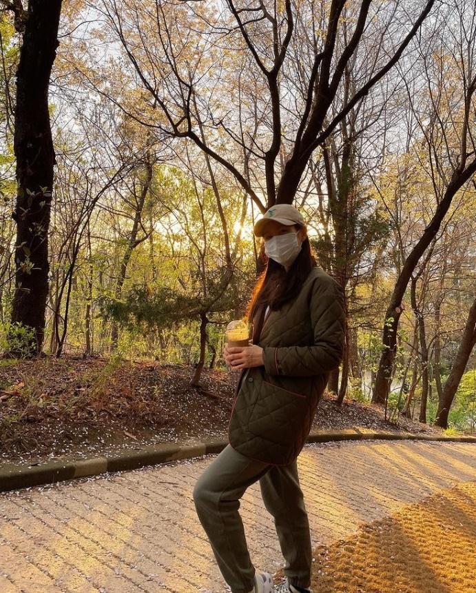 Son Ye Jin - Hyun Bin diện đồ đồng điệu chuẩn sinh ra dành cho nhau-3