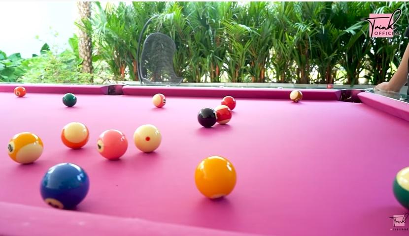 Ngọc Trinh đập hộp bàn bi-a 170 triệu và nói rõ về chiếc gương phake-3