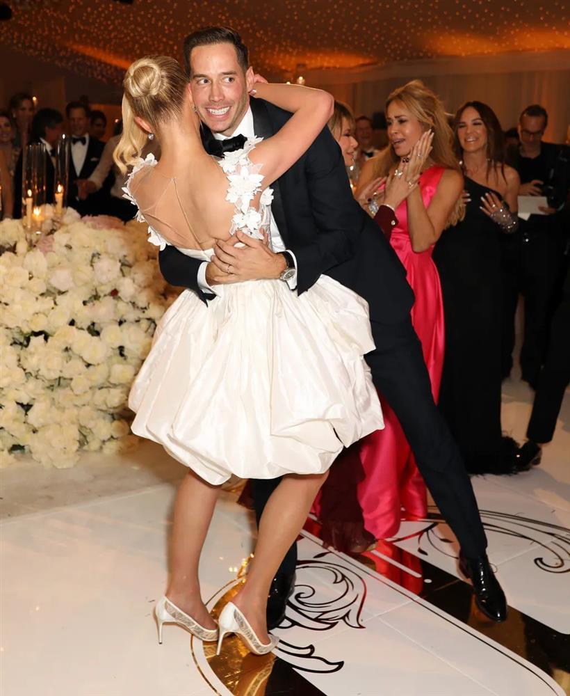 Khoảnh khắc đáng nhớ trong lễ cưới Paris Hilton-7