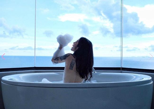 Vị trí xăm đắc địa của chị em khiến người nhìn chỉ có mê mẩn-16