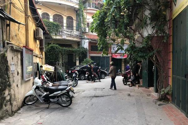 Án mạng kinh hoàng ở Hà Nội: Người đàn ông bị hàng xóm đâm tử vong-1