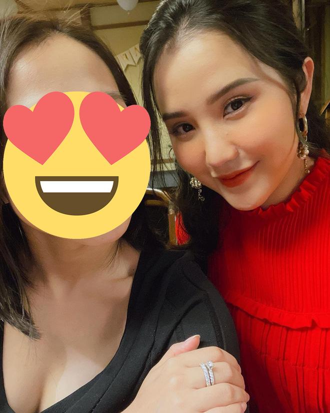 TGĐ Phan Thành lâu ngày mới lộ diện, 1 cử chỉ từ phu nhân khiến dân tình ghen tị-2