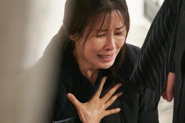 Vợ đi đẻ, cầu xin chồng vào thăm con ai ngờ câu trả lời quá phũ-3