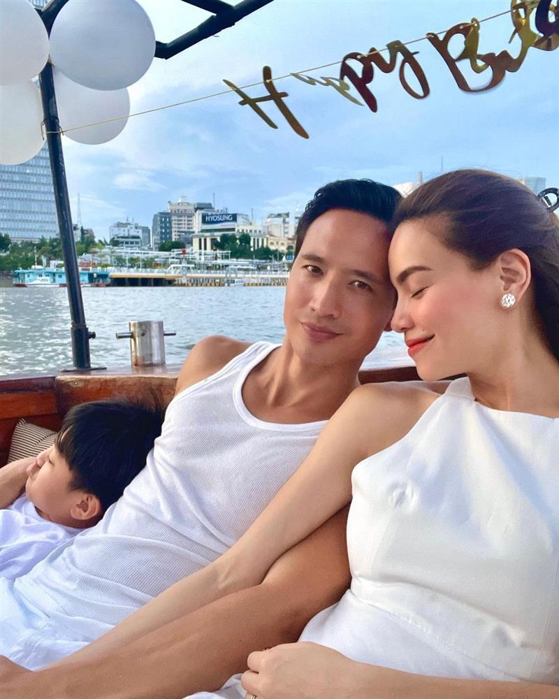 Sinh nhật Kim Lý, Lisa gây sốt với khoảnh khắc như thiên thần-6