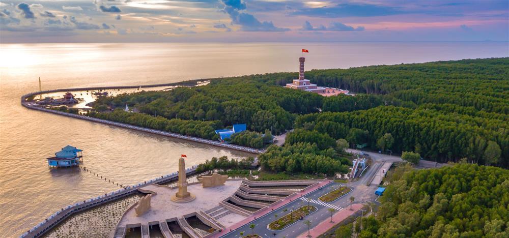 Tỉnh duy nhất ở Việt Nam có 3 mặt giáp biển-3