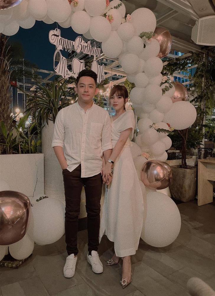 Cận cảnh dàn xế hộp trăm tỷ Tống Đông Khuê đem đi hỏi vợ-10