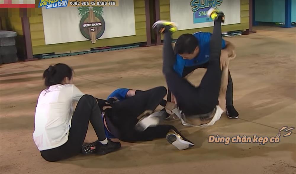 Trường Giang vô tình đụng vòng 1 Thúy Ngân-1