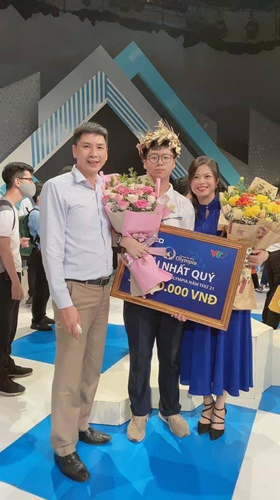 Mẹ Á quân Olympia 2021: Tiếc một điều trong trận chung kết-2