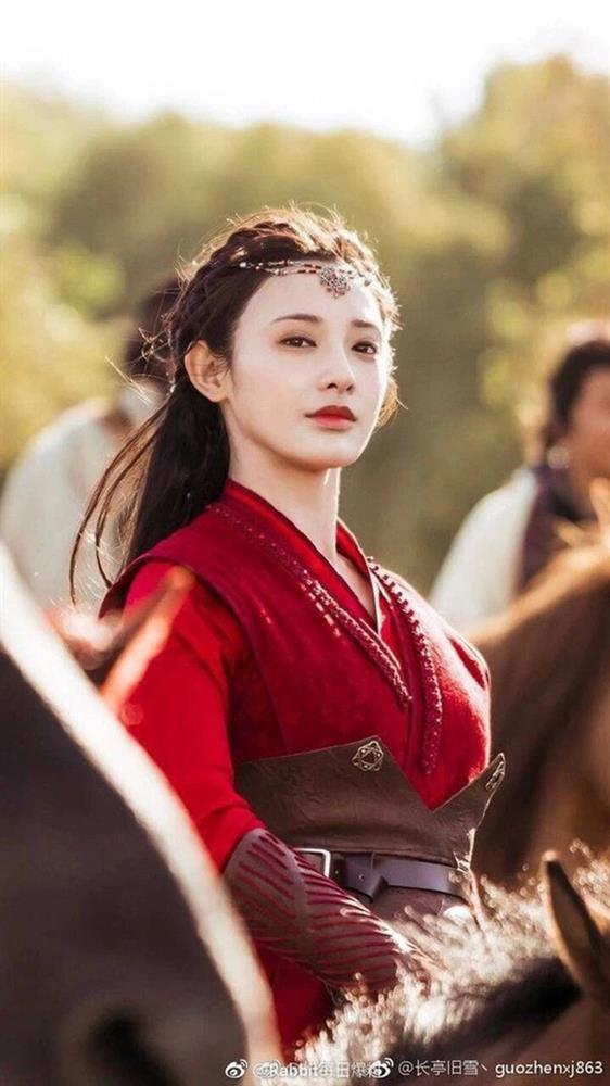 Cúc Tịnh Y và loạt mỹ nhân đạo nhái Tiểu Phong, Việt Nam cũng dính!-7