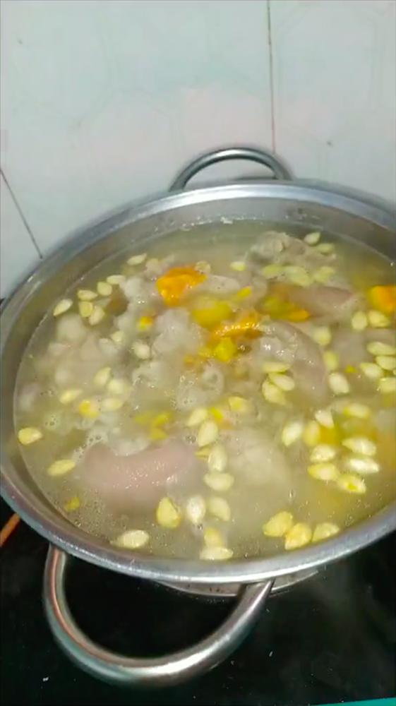 Những người khẩu vị nặng, chuyên nấu ra các món kết hợp kì dị-7