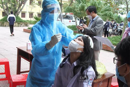 Phát hiện 22 ca Covid-19 tại công trường, Hà Nội thông báo khẩn