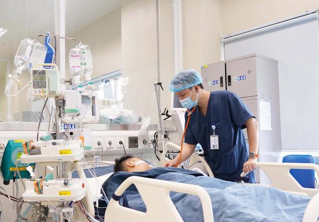 Nam sinh 15 tuổi rủ bạn bè về chơi dẫn tới ngộ độc cần sa nặng-1