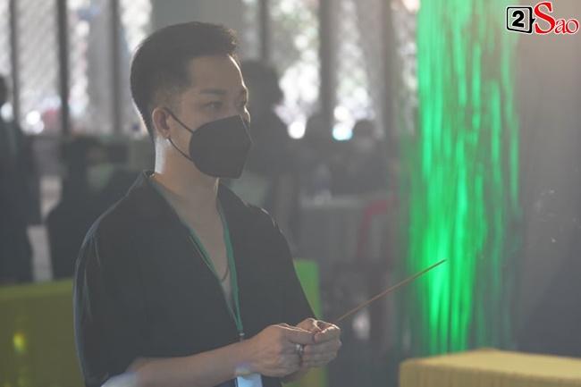 Vy Oanh, Trường Giang và dàn sao viếng Chung Thất Phi Nhung-12