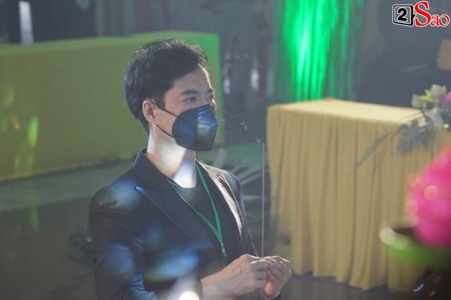 Vy Oanh, Trường Giang và dàn sao viếng Chung Thất Phi Nhung-13