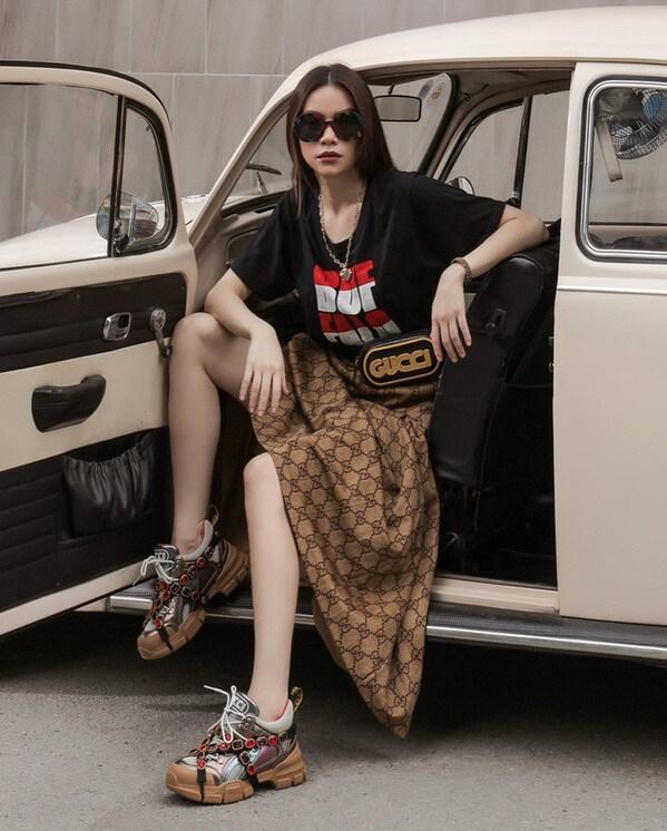 Lệ Quyên tạo dáng bên xế hộp mà xiêu vẹo như sắp ngã ngửa-9