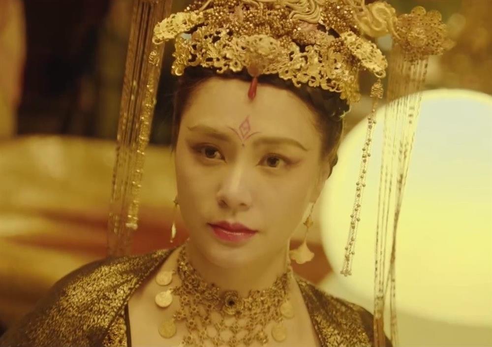 Chung Hân Đồng bị chê khi đóng vai Đát Kỷ-1