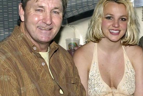 'Công chúa Pop' Britney Spears quyết kiện bố ruột đến cùng