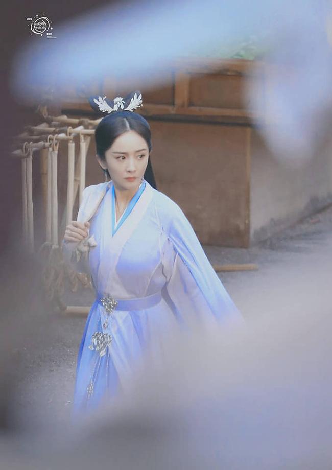 Hộc Châu Phu Nhân: Lộ cảnh cung nữ Châu Tấn sờ ngực Dương Mịch-3