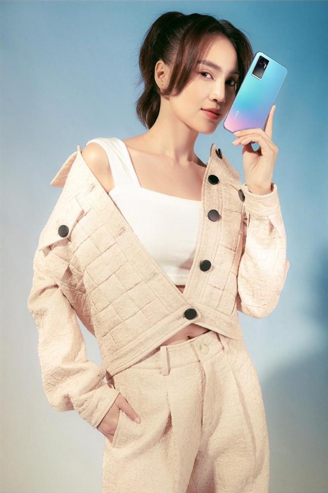 Ninh Dương Lan Ngọc hút mọi ánh nhìn trong bộ ảnh selfie mới-3