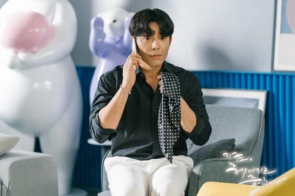 Song Hye Kyo yêu đắm đuối em trai người yêu cũ ở phim mới?-9