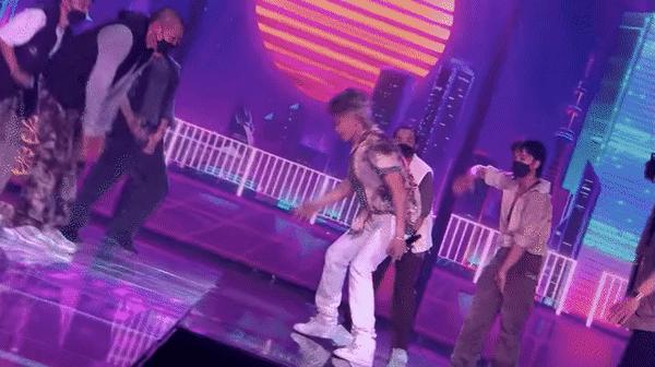 Sơn Tùng đăng tus HÍT, liên quan drama đại hội xin lỗi trà xanh?-2