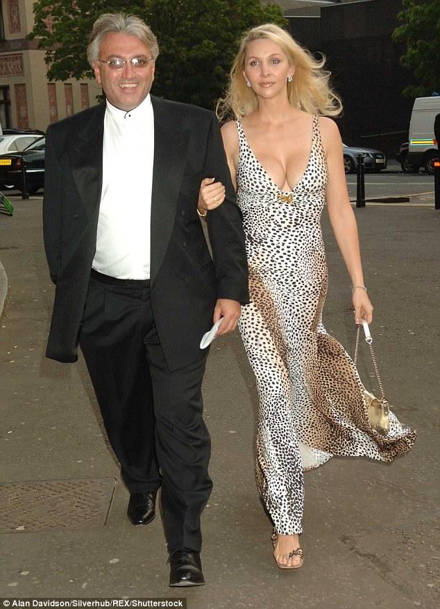 Chịu kiếp chồng chung, Lọ Lem phản đòn tỷ phú không kịp trở tay!-4