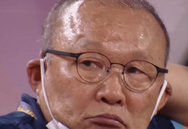 Phản ứng cực thương của thầy Park sau 6 trận thua liên tiếp-2