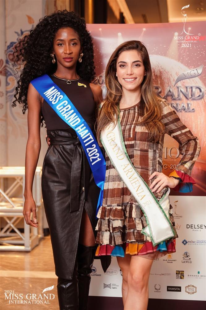 Thùy Tiên tới Thái Lan: Chiều cao hơi thiếu, tự tin có thừa-8