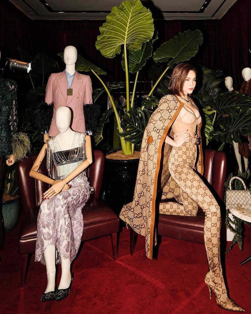 Sau Hà Hồ, Á hậu Kim Duyên lộ tảng mỡ bụng qua ống kính Karik-8