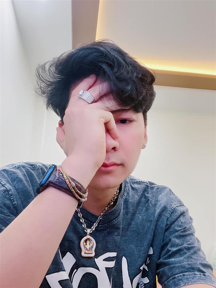 Chồng trẻ Lâm Khánh Chi bị mỉa mai lấy vợ già chuyển giới-3