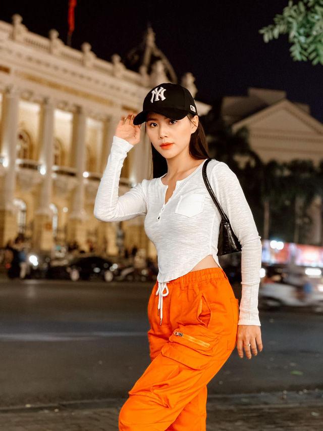 Style đời thường sexy của cô bán quạt Phố Trong Làng hot nhất TikTok-11