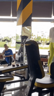 Đi tập gym, cô gái bị 3 người đàn ông quay hình ảnh nhạy cảm-2